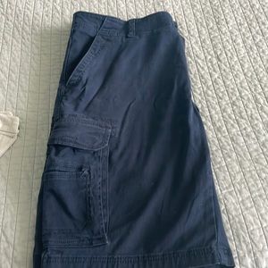 Union Bay cargo shorts. Side and back pockets